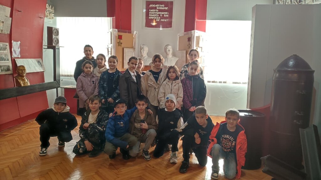 Дети сотрудников Дагдизеля открыли для себя мир производства: экскурсия по родному заводу.