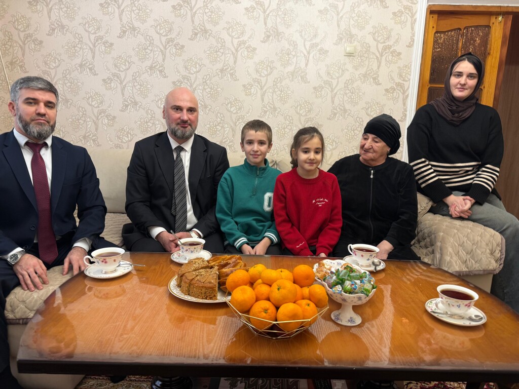 ЕЛКА Желаний: поддержка семей династии и семьи участника СВО.